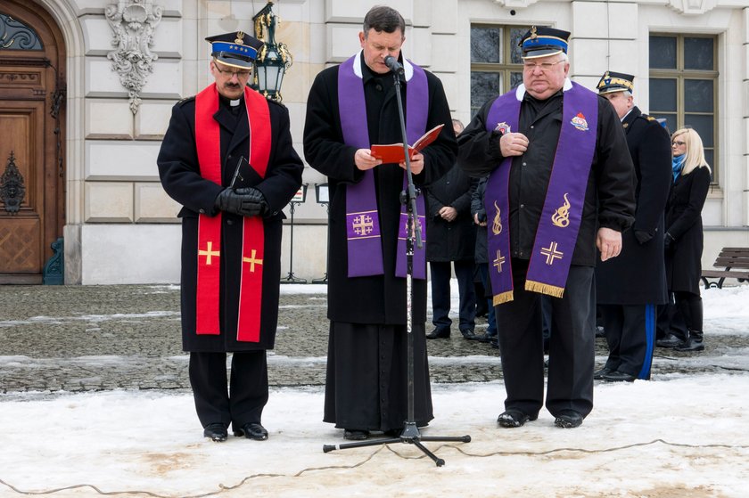 Strażacy ze Śląska dostali nowe wozy