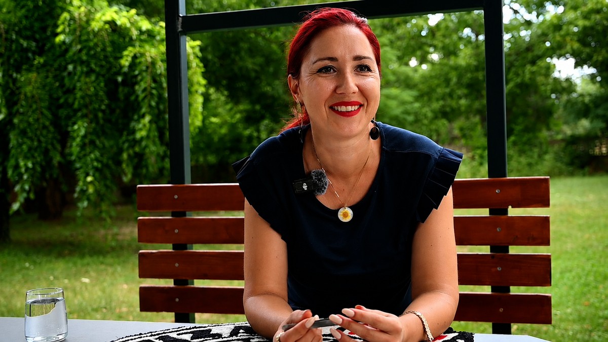 Ivana se udala za popa, selo šokirano: "Kažu da popadija ne treba ovako da izgleda"