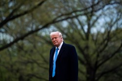 Trump gra ostro, ale nie wobec Rosji. Biały Dom tłumaczy dlaczego