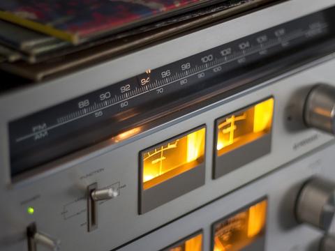 5 programów do słuchania radia internetowego