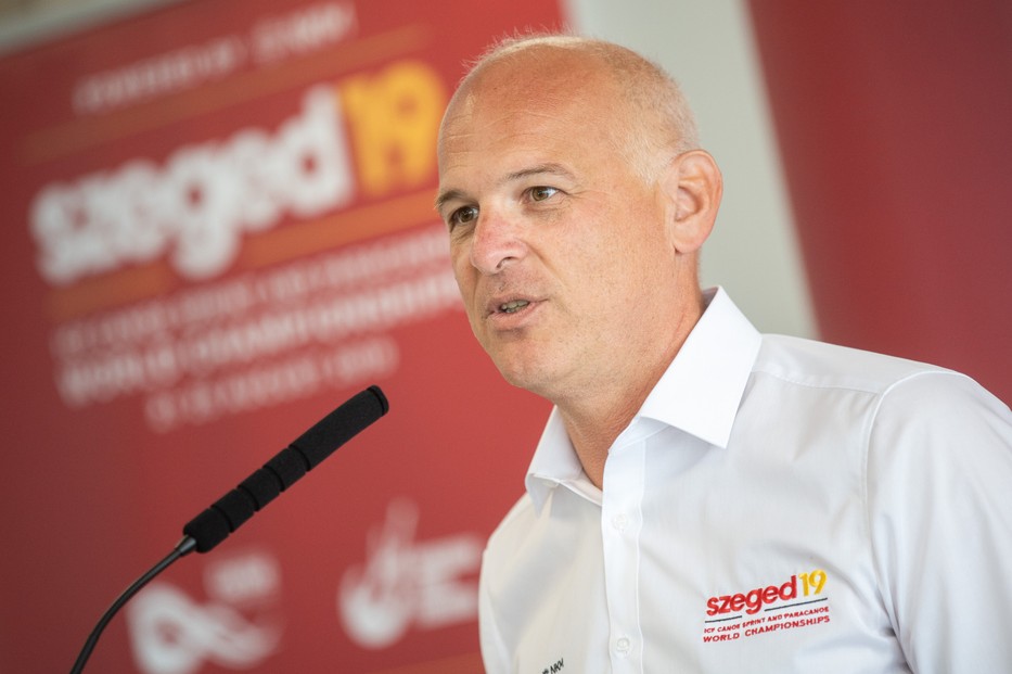 Schmidt Gábor, a kajakosok elnöke tudja, hogy nem véd az oltás, de az edzőtábort már korábban lekötötték/ Fotó:MTI Rosta Tibor