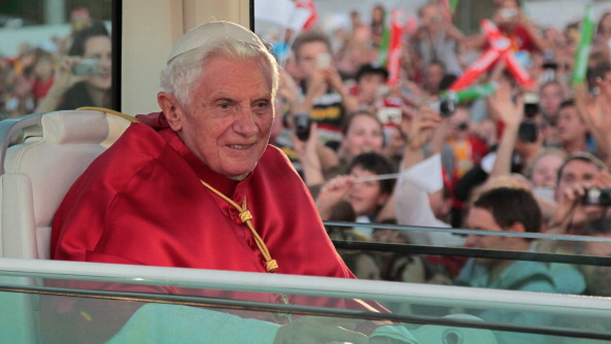 Benedykt XVI wiosną przyszłego roku odwiedzi Kubę - poinformował wczoraj sekretarz generalny tamtejszego episkopatu, ks. prał. Jose Felix Perez.
