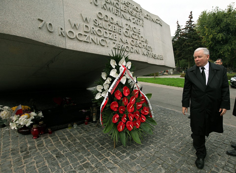 Miesięcznica, upamiętnienie katastrofy smoleńskiej