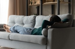 Najbardziej leniwy znak zodiaku. Leżałby na kanapie całymi dniami