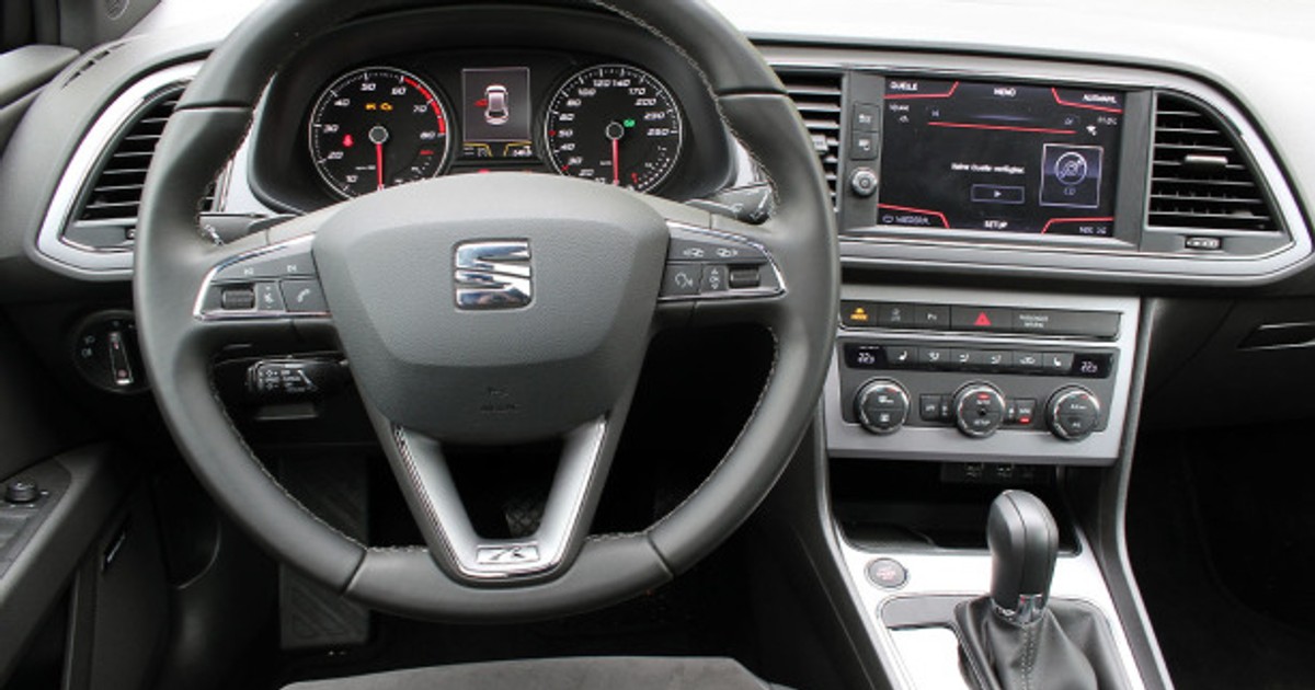 Seat Leon InfotainmentSystem mit FullLink im Test TechStage