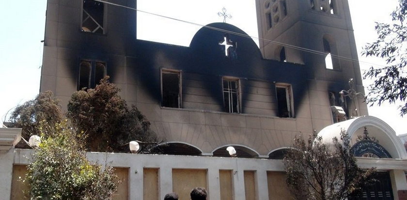 Uwaga! Chrześcijanie obiektem agresji w Egipcie. Spalono 30 kościołów