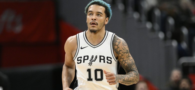 Jeremy Sochan usunięty z parkietu. Awantura w NBA z Polakiem w roli głównej [WIDEO]