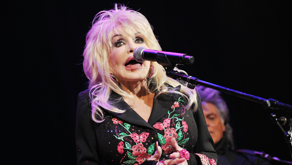 Dolly Parton usunęła ze swojej nowej płyty wszystkie smutne piosenki.