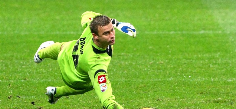 Boruc puścił dwa gole. Zobacz czy nie popełnił błędów