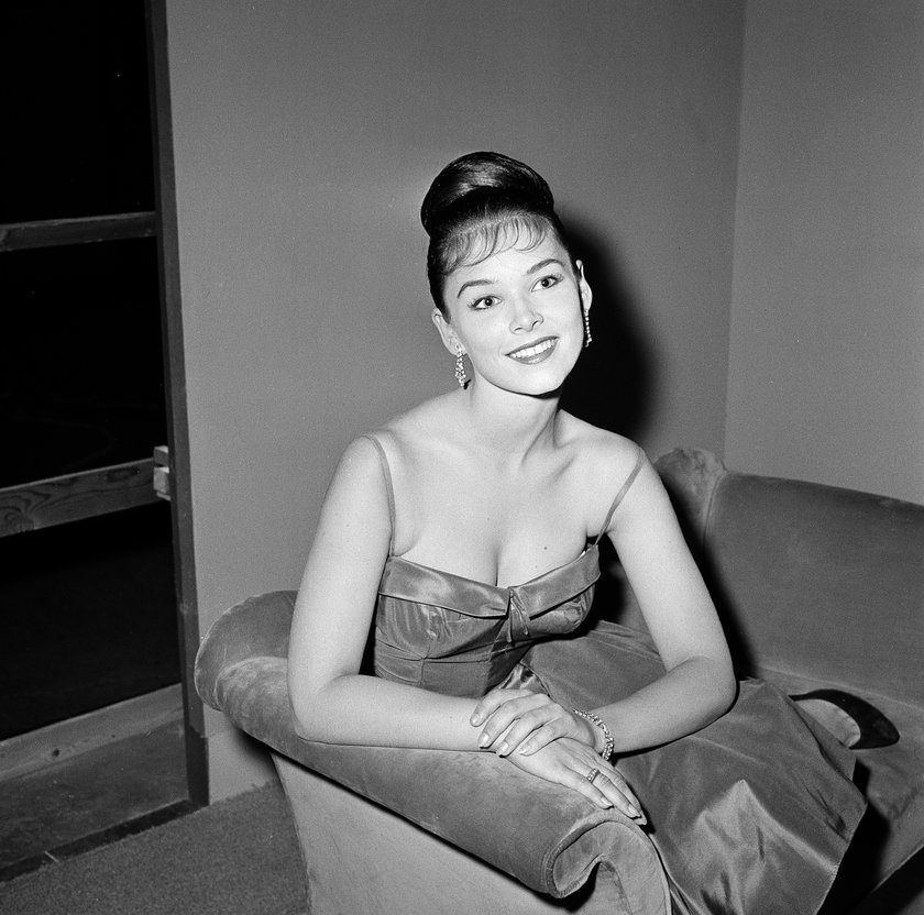 Yvonne Craig