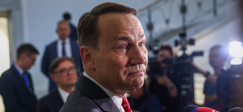 Sikorski: Niosę ten krzyż krytyki pana prezydenta od półtora roku