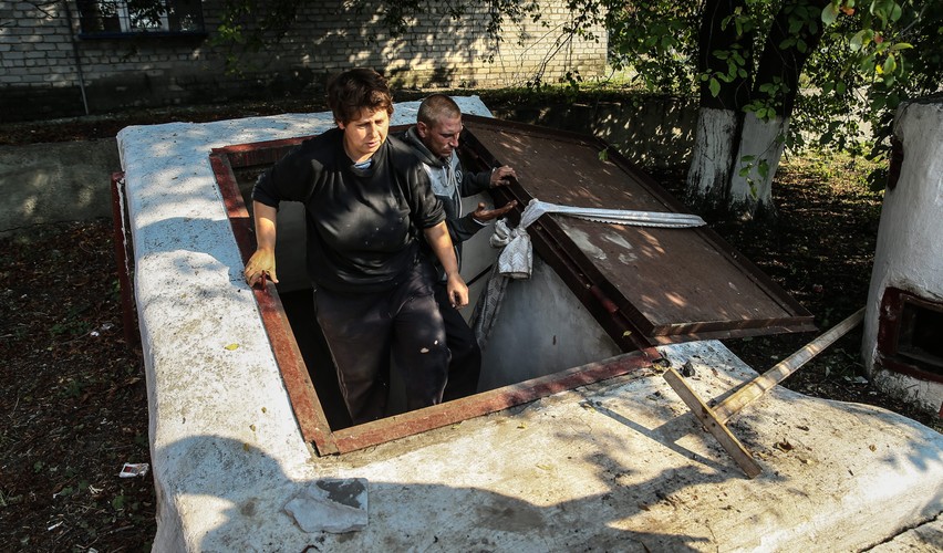 Ludzie w oblęzonym Iłowajsku żyją pod ziemią