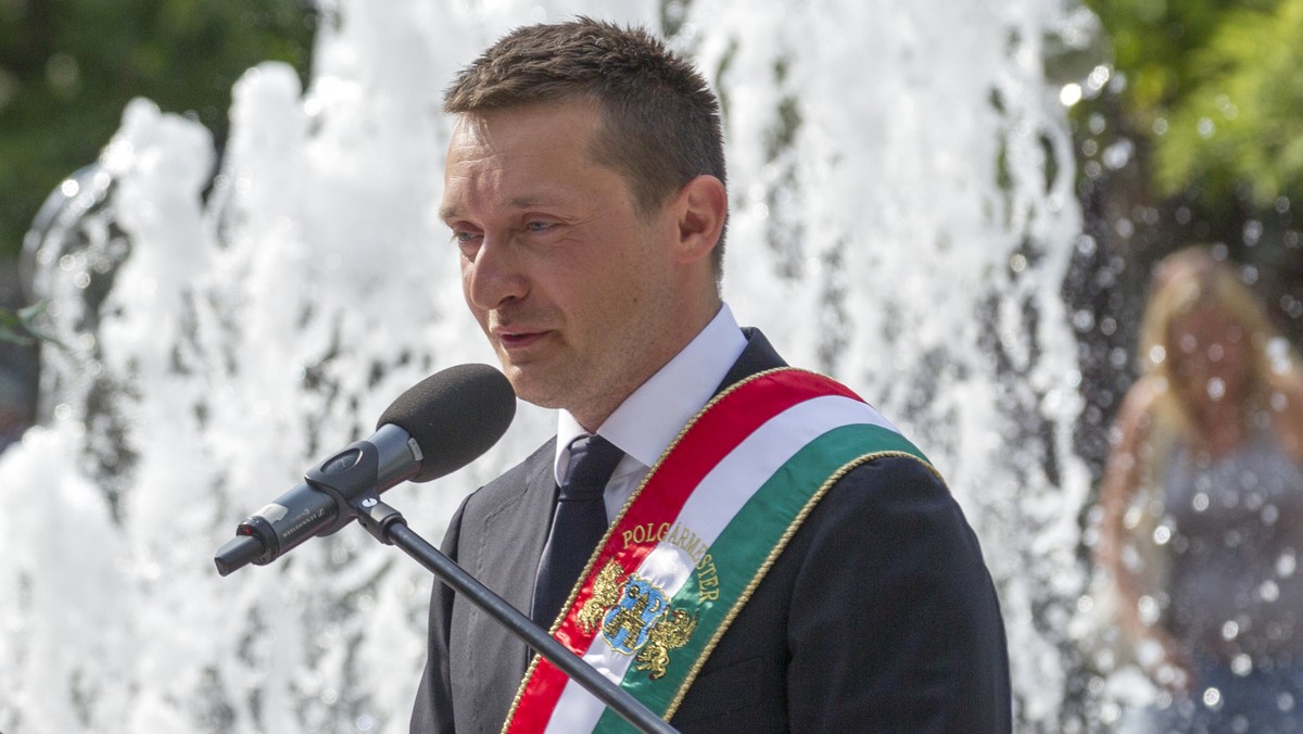 Ambasada USA ostrzega przed doradcą Viktora Orbana, Antalem Roganem, jako twórcą systemu korupcji [Źródło: Onet]
