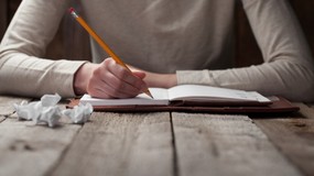 90 proc. dorosłych Polaków poległo na tym quizie z WOS-u. Pytanie 9 miażdży