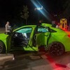 Auto u kom je teško povređena devojka nakon driftovanja