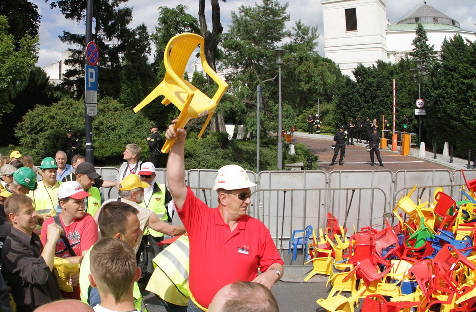 NSZZ "Solidarność": dość biedy