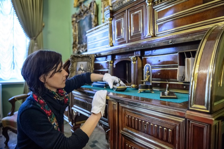 MUZEUM ZAMOYSKICH W KOZŁÓWCE