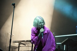 Daria Zawiałow jako Belle w nowym nagraniu