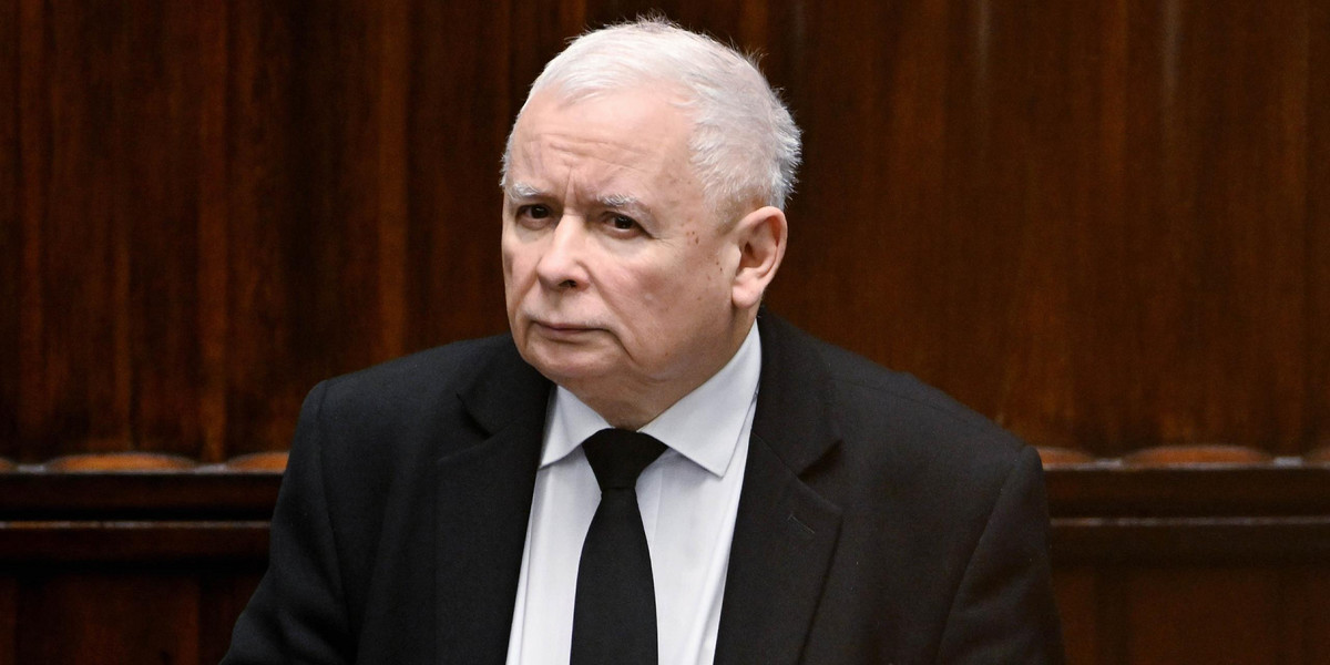 Czy Jarosław Kaczyński jest zaskoczony tym, że Andrzej Duda został zaproszony wraz z Donaldem Tuskiem do USA? 