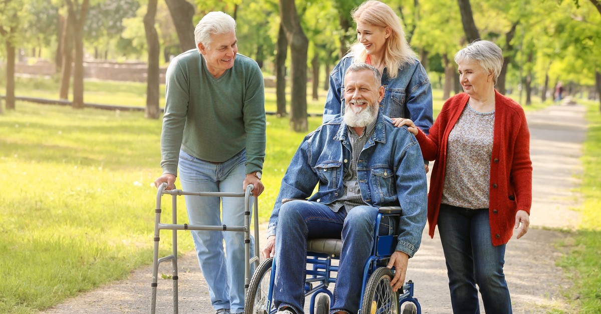 Zniżki w sanatoriach dla seniorów. Wystarczy okazać tę kartę. Może ją otrzymać każdy, kto ukończył 60. rok życia