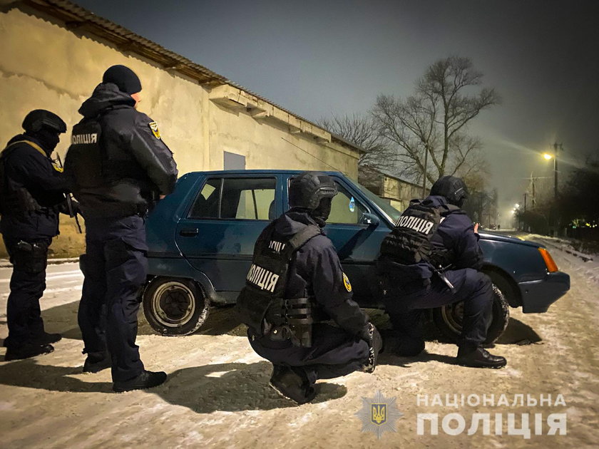 Ukraina. Obława na uzbrojonego 36-latka