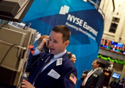 "NYT": Nikt nie wie, jak zachowają się rynki po obniżce ratingu USA