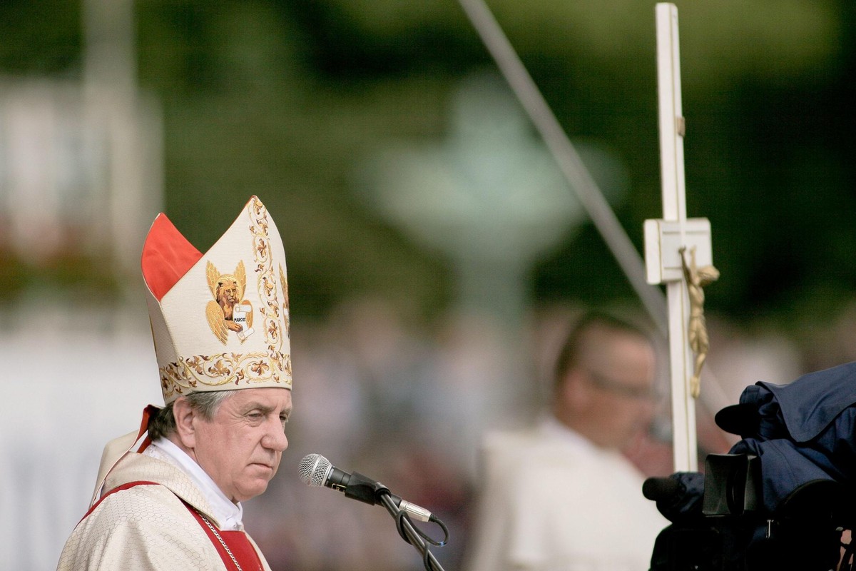 abp Andrzej Dzięga
