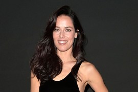 Elegantni, senzualni i ženstveni: Ovo su OMILJENI PARFEMI Ane Ivanović - CVETNE NOTE za dan, ZAVODLJIVE za noć