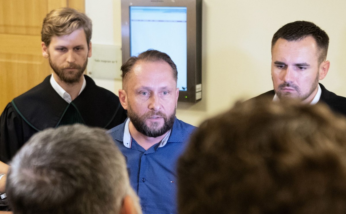 "SE": Kamil Durczok zeznał, że przed jazdą BMW wypił jeszcze dwa piwa