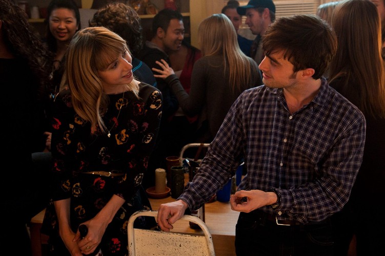 Daniel Radcliffe i Zoe Kazan w komedii 'Słowo na >>M