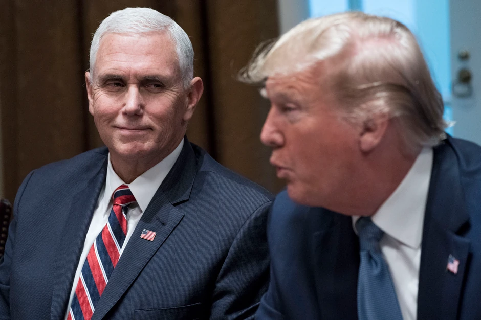 Majk Pens, Donald Tramp