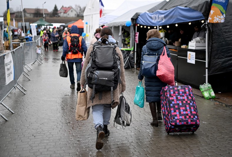 1.04.2022. Uchodźcy z Ukrainy przy polsko-ukraińskim przejściu granicznym w Medyce