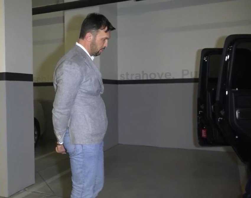 Privođenje Ace Bosanca u kafiću na Novom Beogradu