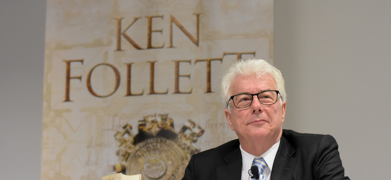 Pisarz Ken Follett przekaże 148 tys. euro z honorarium na odnowę katedry w Bretanii