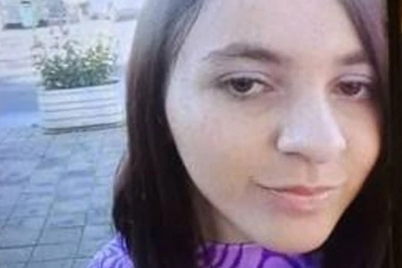 NESTALA TINEJDŽERKA (17) U OBRENOVCU! Porodica moli za pomoć, drugarica tvrdi da ju je neko UGURAO U AUTOMOBIL  (FOTO)