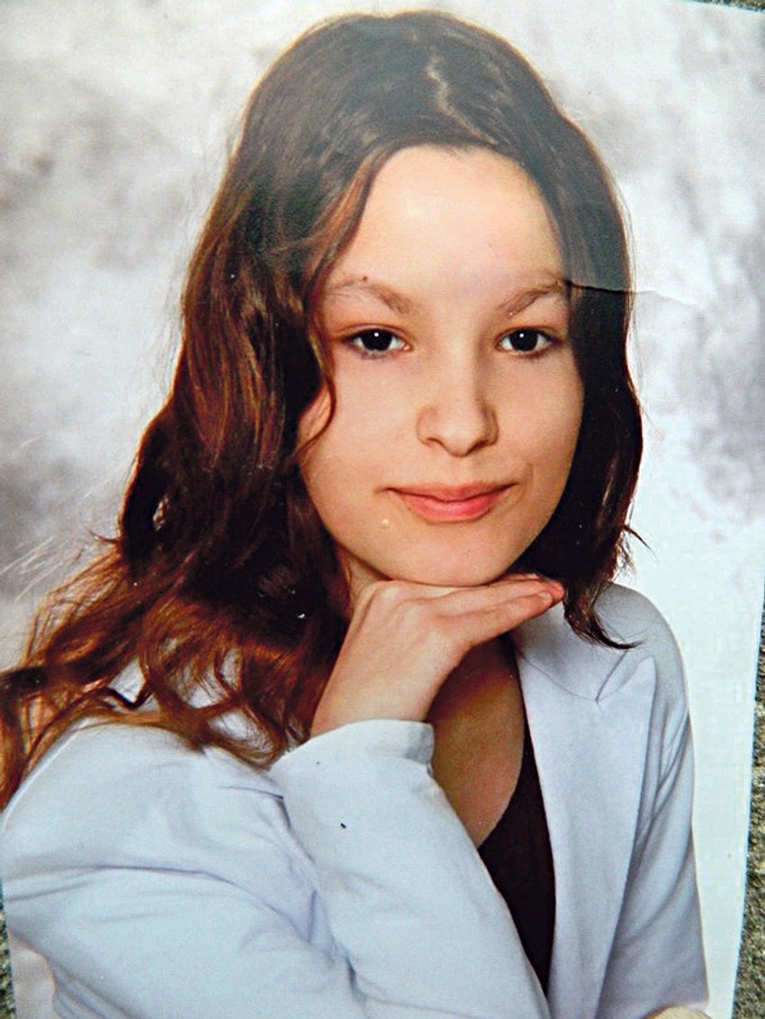 Barbara Vitez je u decembru 2016. nestala na mostu na Tisi kod Sente. Njeni drugovi kažu da je pala u reku, ali telo joj nikad nije pronađeno 