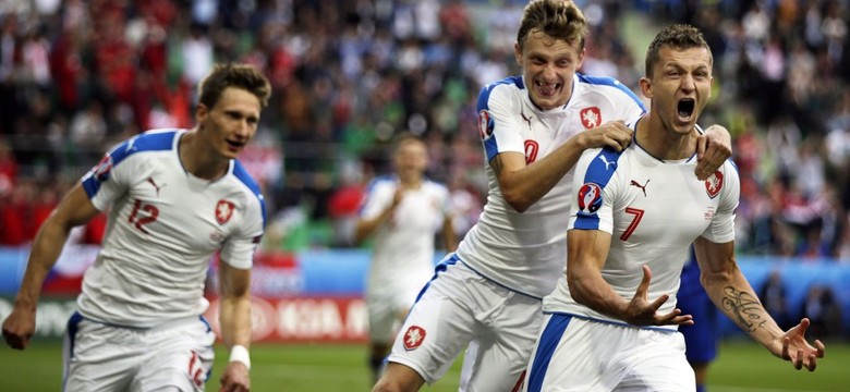 Euro 2016: Czechy - Chorwacja 2:2. Gol z karnego w doliczonym czasie gry