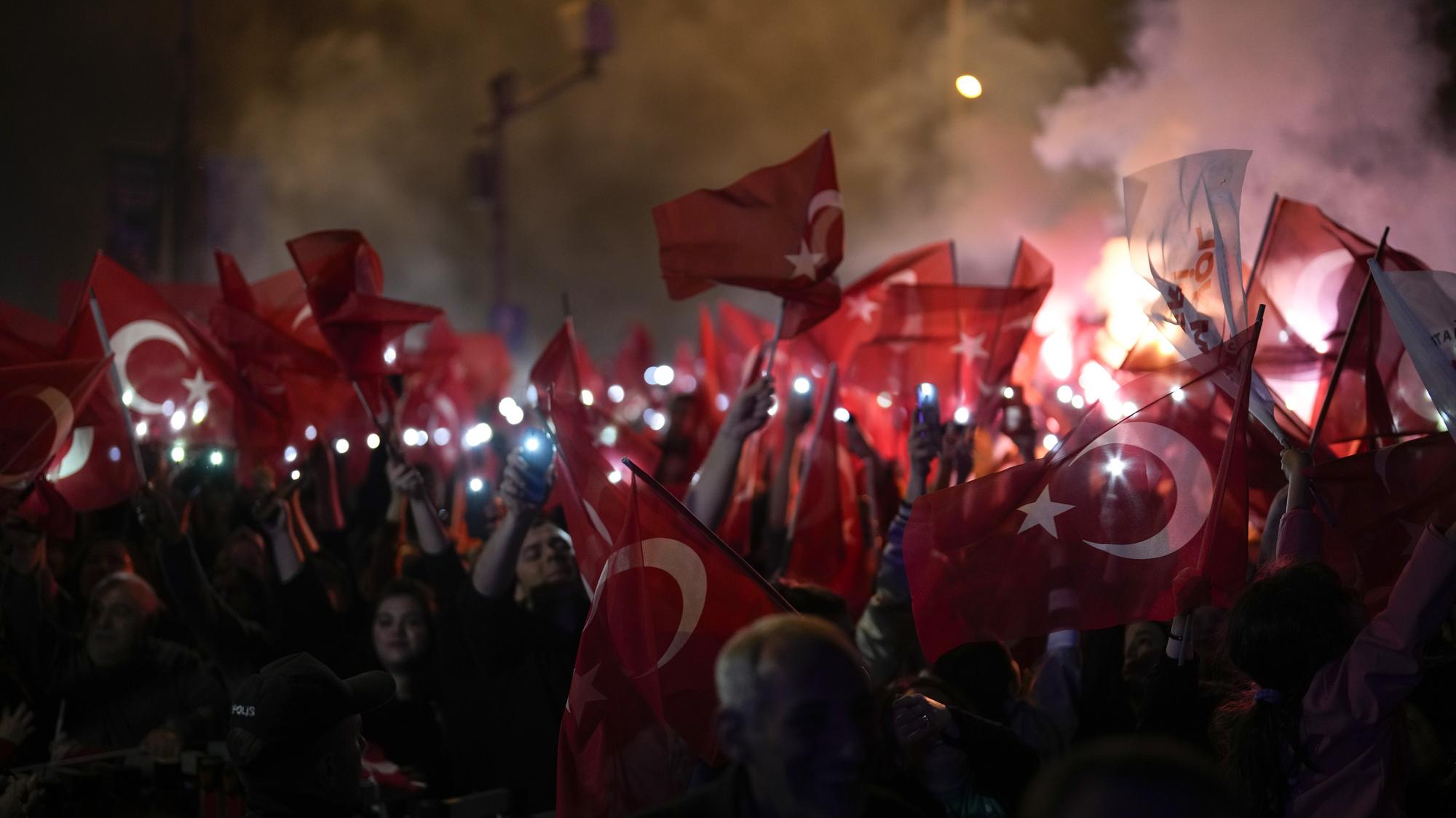 Komunálne voľby v Turecku: Opozícia sa vyhlásila za víťaza v týchto mestách!