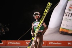 PŚ w skokach: Kamil Stoch trzeci w Kuusamo. Wygrał Ryoyu Kobayashi