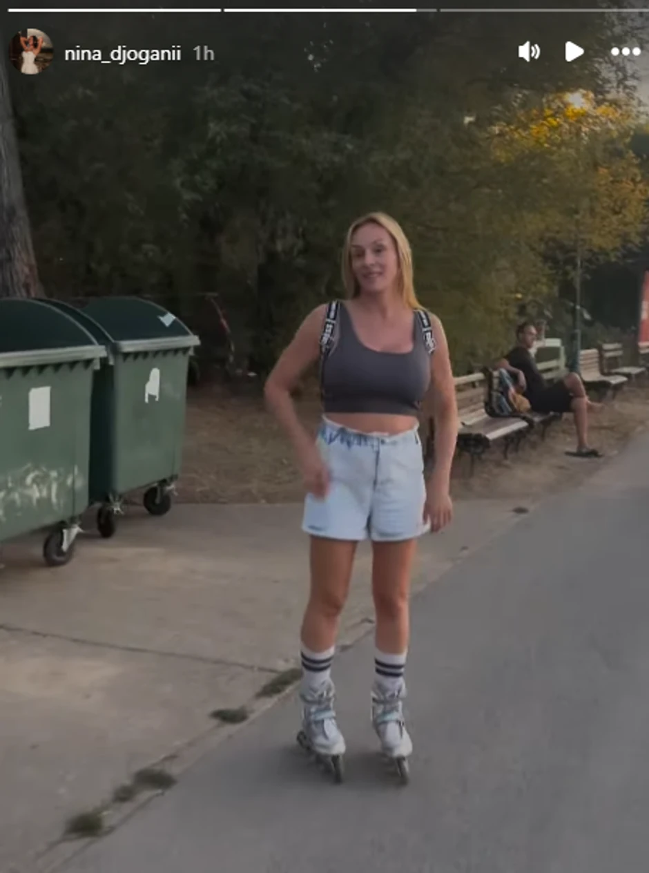 Anabela i Andrej voze rolere