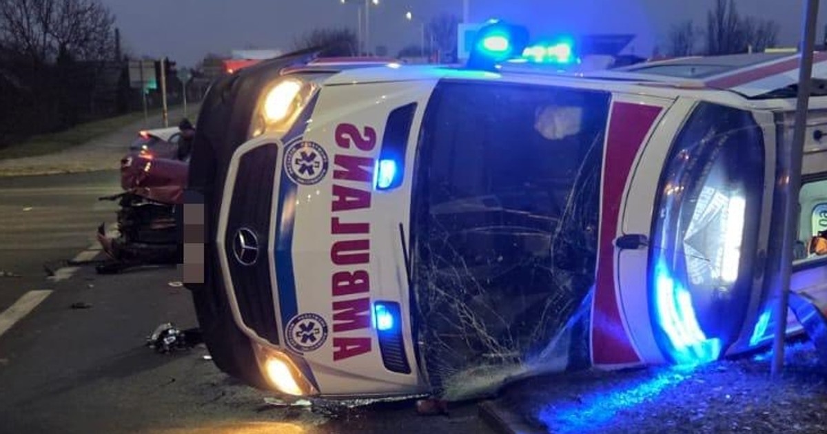 Groza na skrzyżowaniu w Ostrowcu. Sygnały nie powstrzymały dramatu