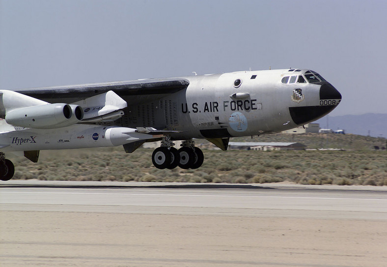 B-52B "Mothership"