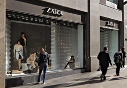 Kryzys fast fashion, cyfrowe wojny i fikcyjni influencerzy. Co dalej z przemysłem modowym?