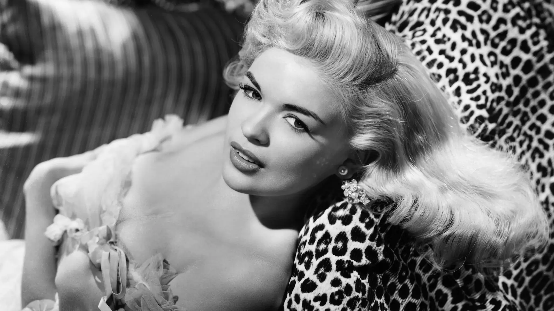 Modelka playboya, gwiazda Hollywood i... satanistka? Jayne Mansfield zginęła tragicznie