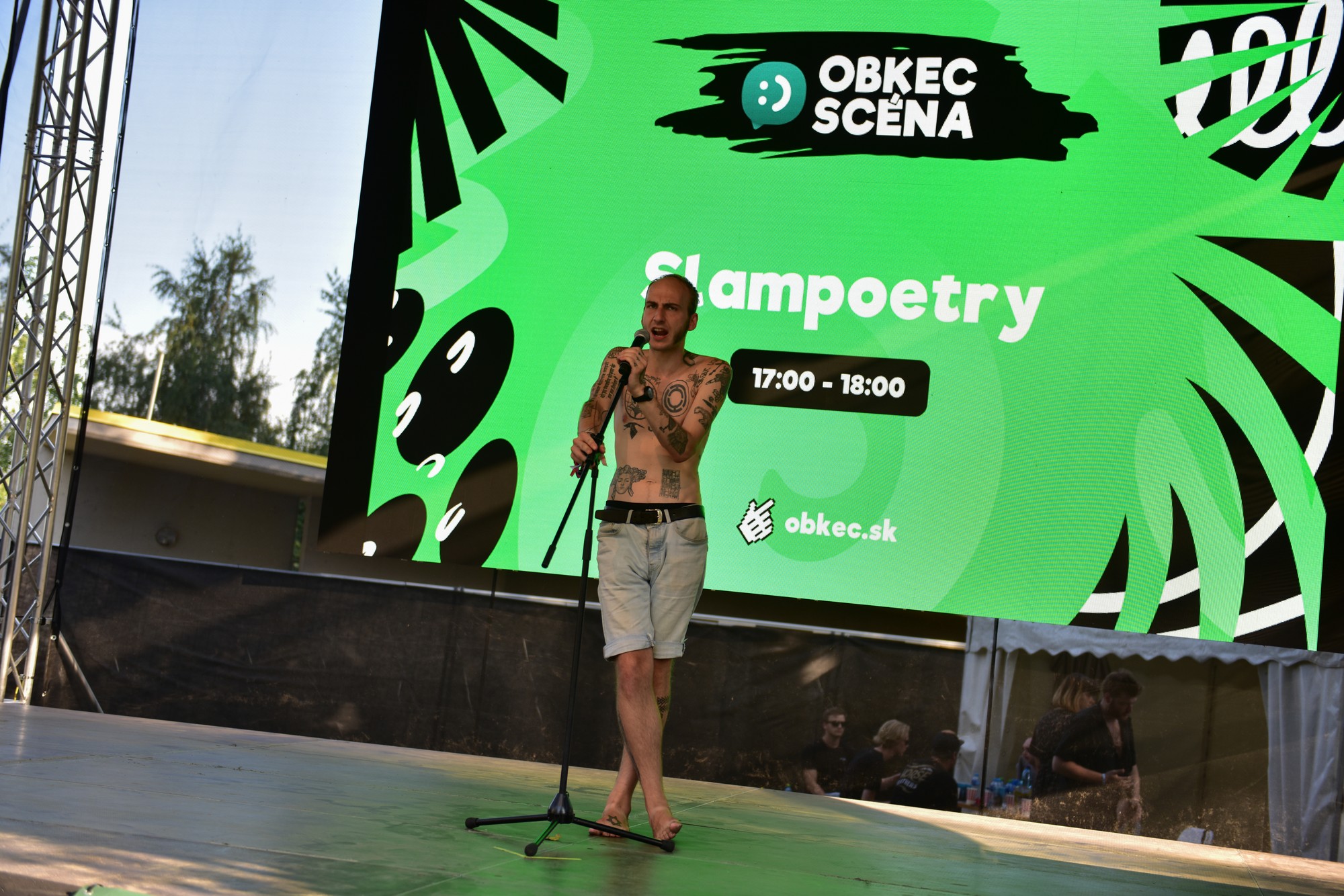 Slam Poetry na Obkec scéne Uprising Festivalu 2023 (na foto: Anatol Svahilec)