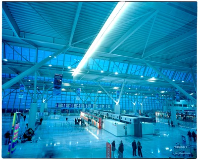 ULC: w tym roku polskie lotniska obsłużą ok. 23,6 mln pasażerów