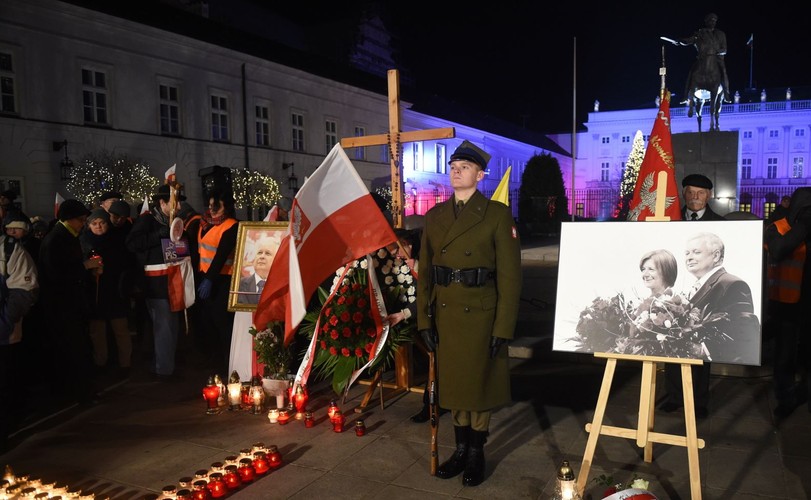 Miesięcznica katastrofy smoleńskiej
