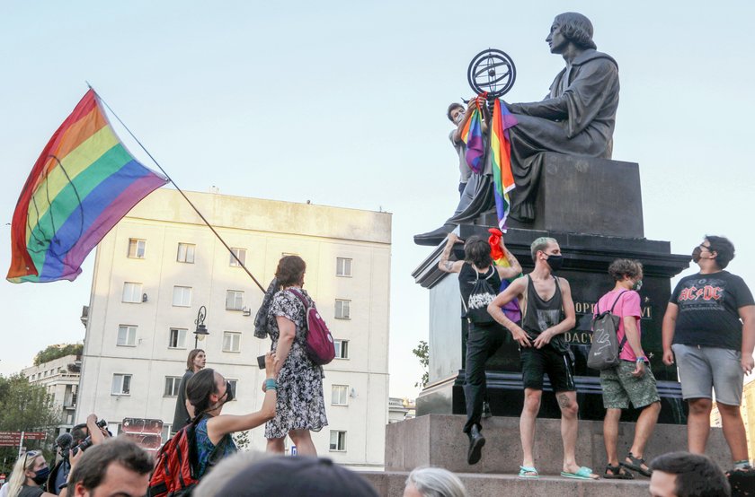 Pomnik Kopernika na warszawskim Krakowskim Przedmieściu