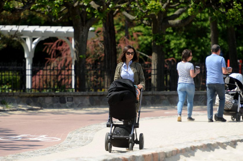 Kaczyńska wreszcie szczęśliwa. Tak wypoczywa z dzieckiem