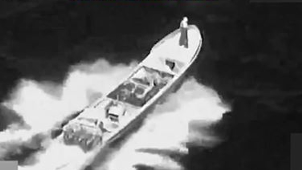 Američka vojska gađala brod za prevoz droge u južnom Pacifiku